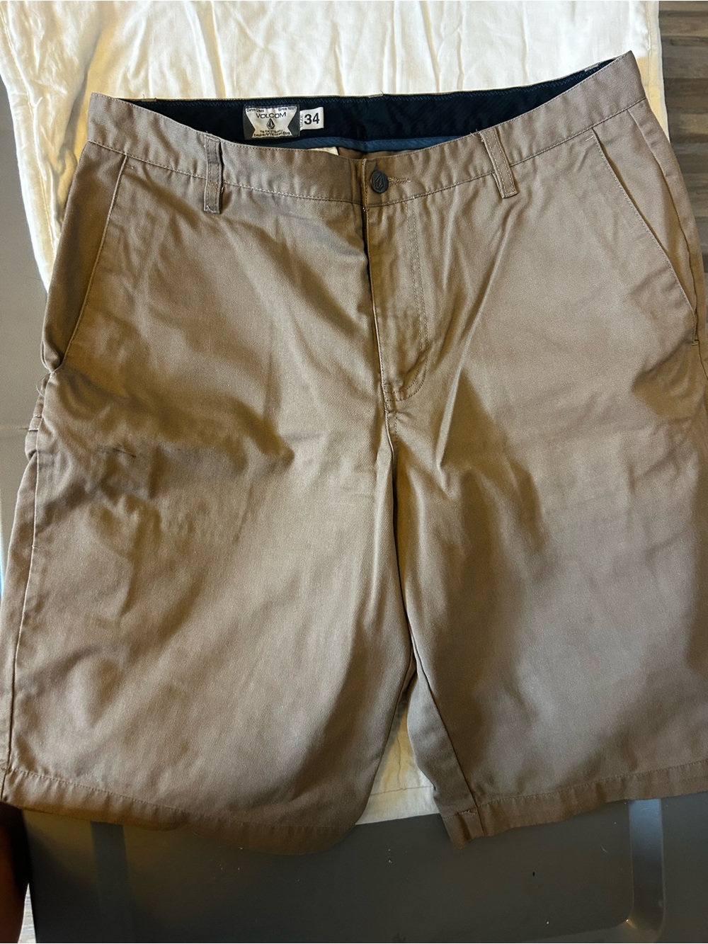 Volcom Men's Tan Flat Front Chino Shorts
